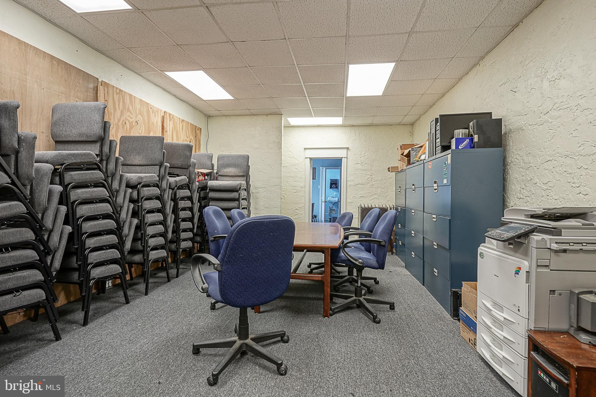 BRIDESBURG - Commercial Sale