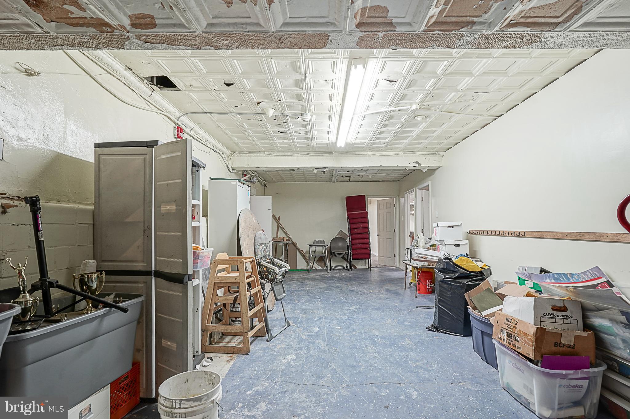 BRIDESBURG - Commercial Sale