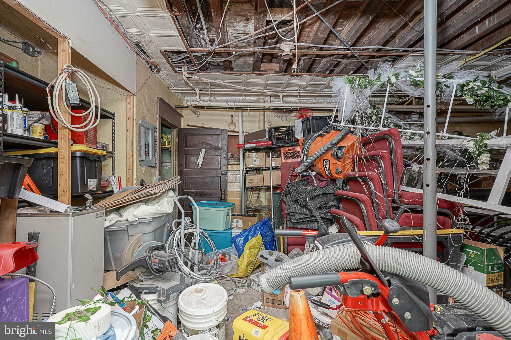 BRIDESBURG - Commercial Sale