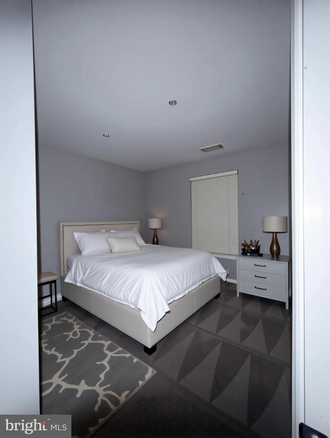 HUNTERS CROSSING - Residential