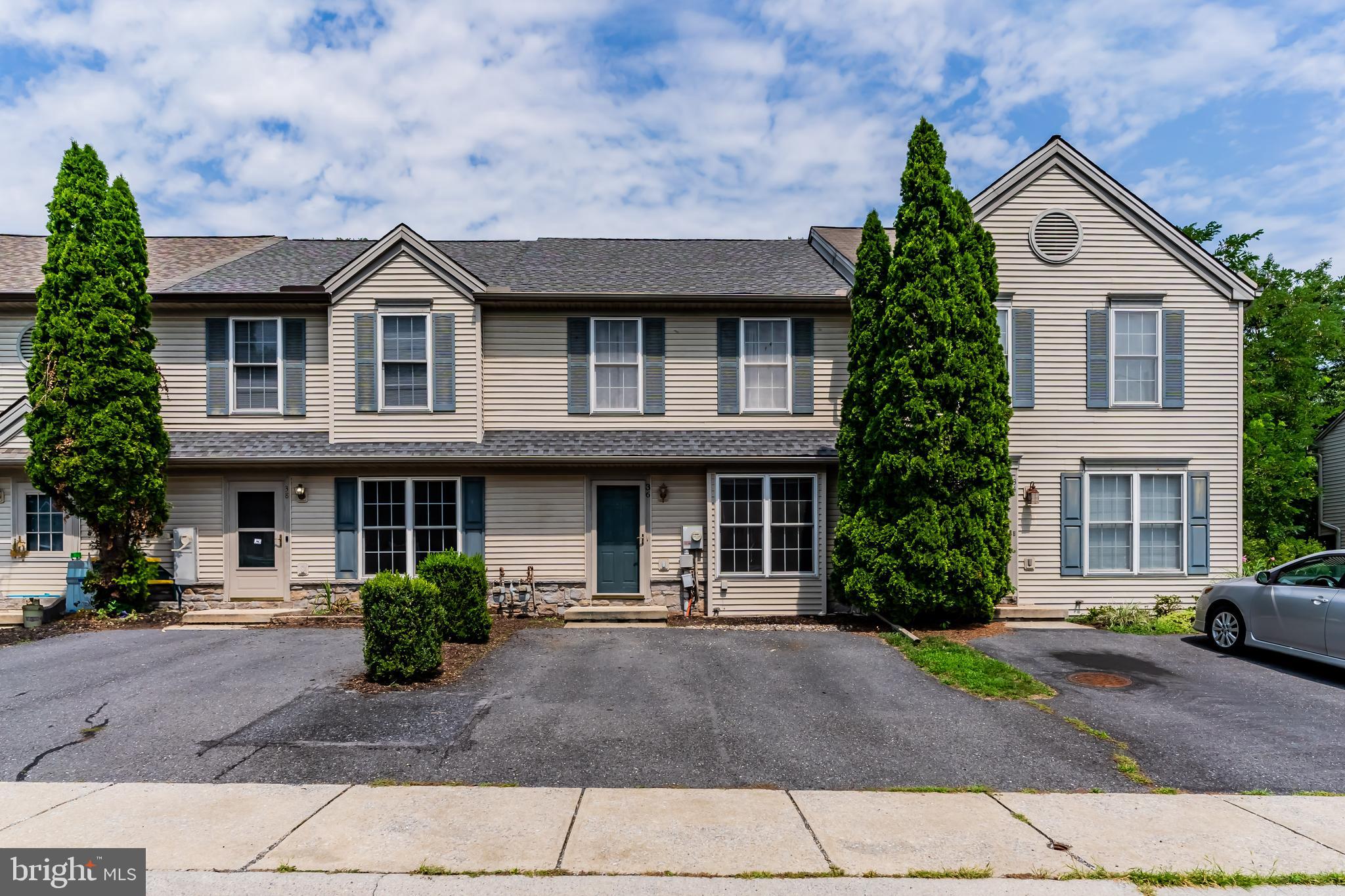 36 WOODMYRE LANE