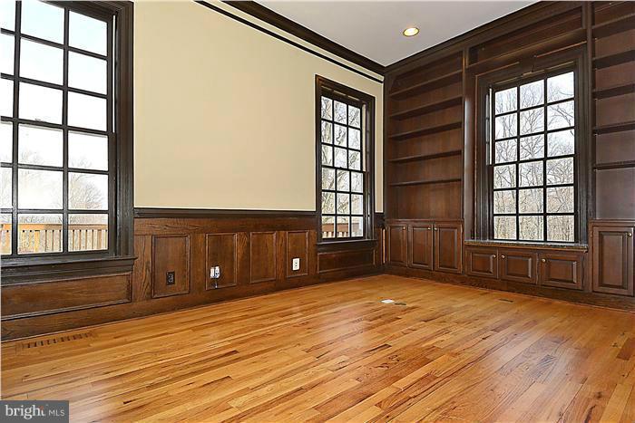 POSSUM HOLLOW FARM - Residential