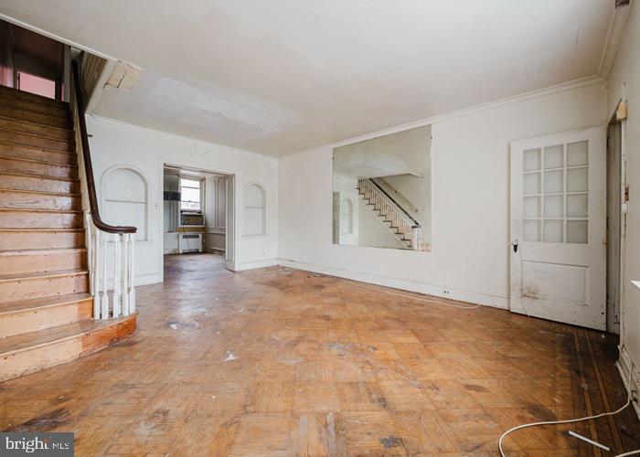 WEST OAK LANE - Residential