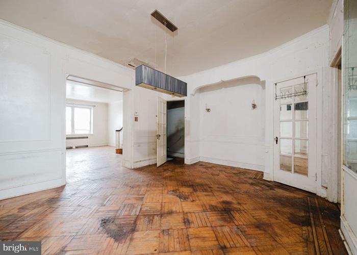 WEST OAK LANE - Residential