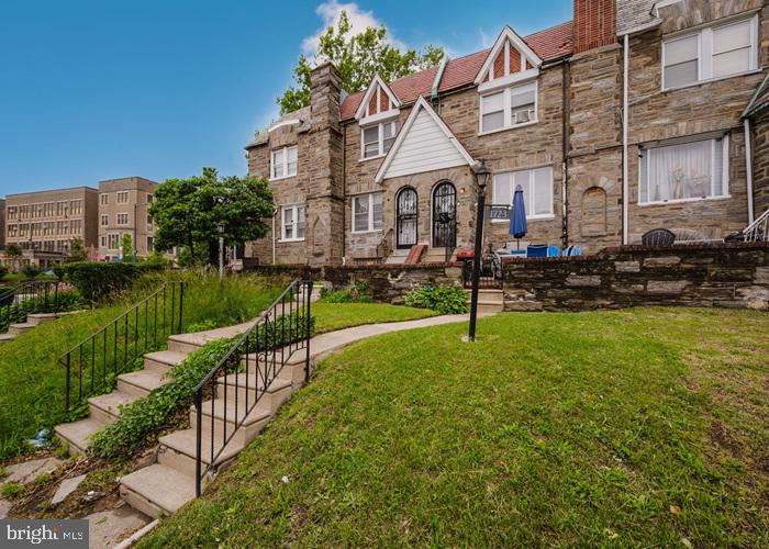 WEST OAK LANE - Residential