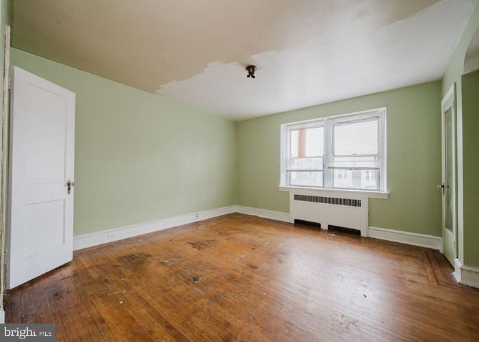 WEST OAK LANE - Residential