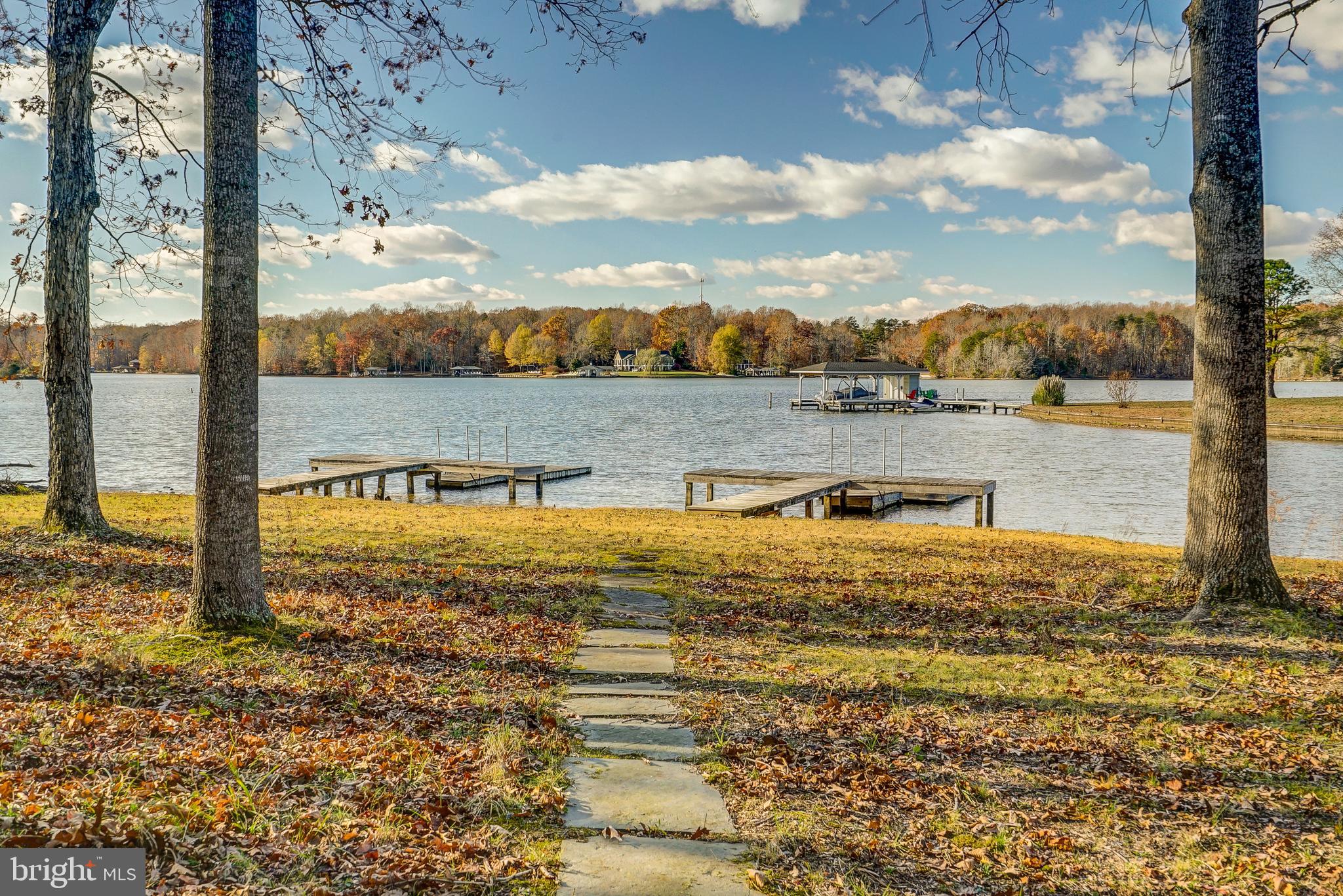 JERDONE ISLAND - Residential