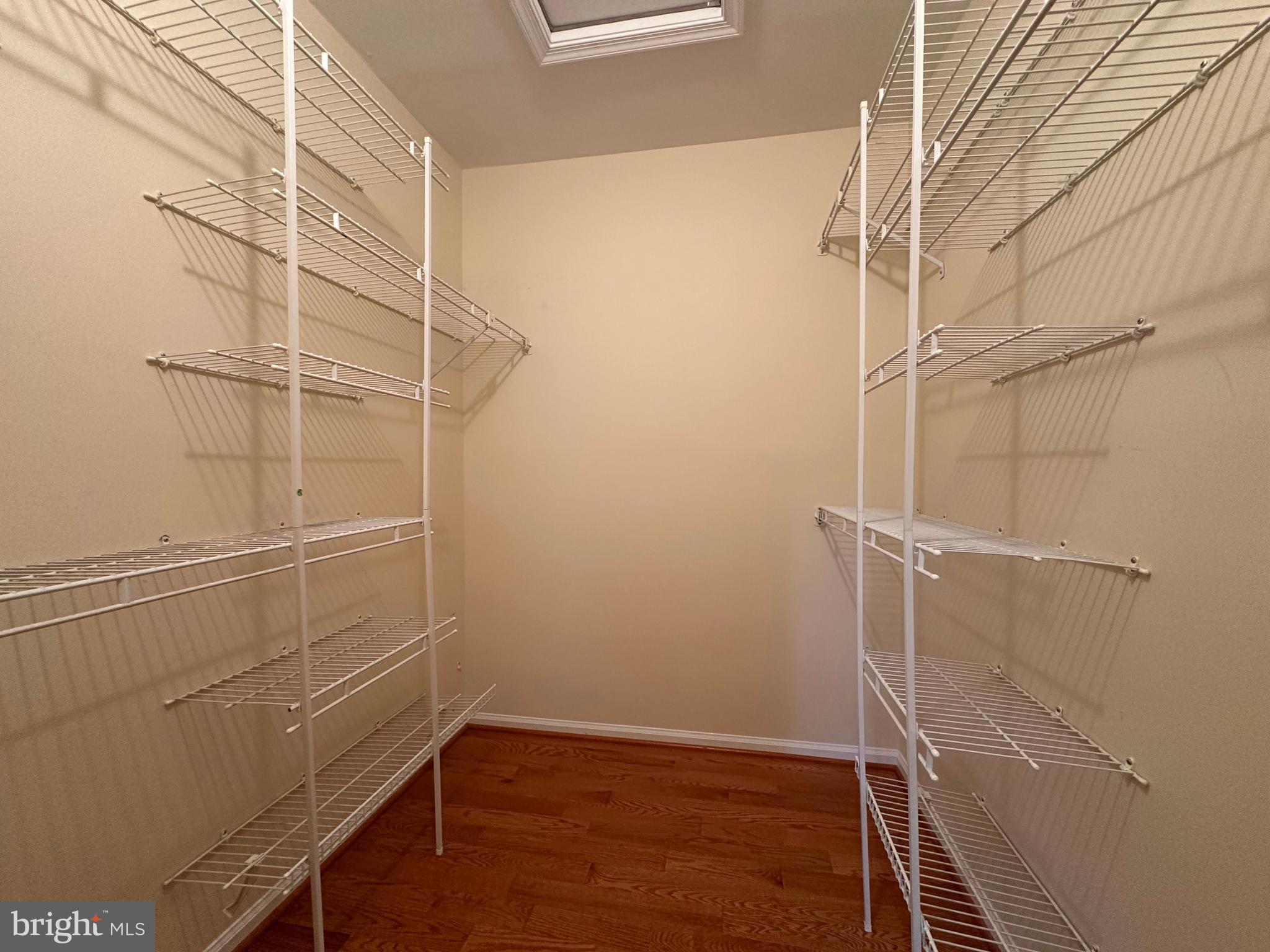 TOWNES OF WAKEFIELD - Residential Lease