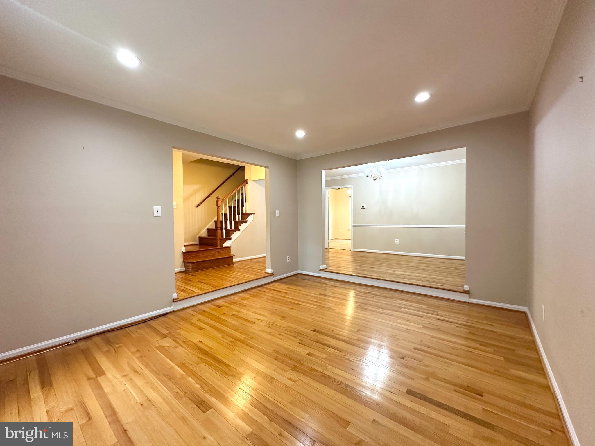 TOWNES OF WAKEFIELD - Residential Lease