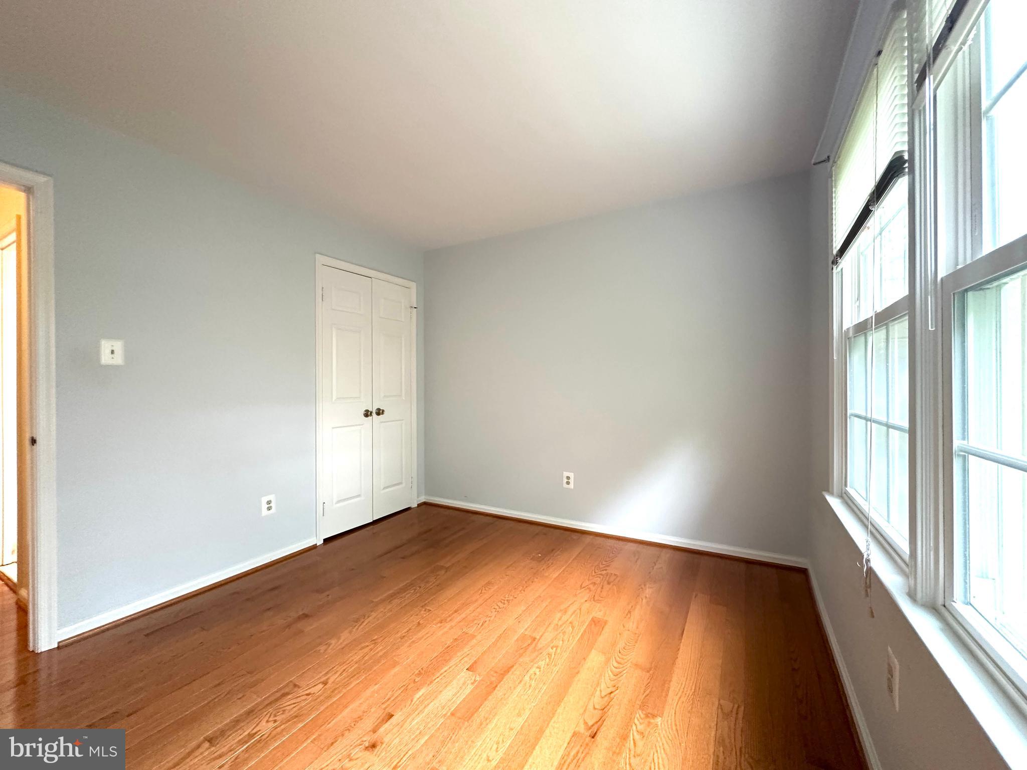 TOWNES OF WAKEFIELD - Residential Lease