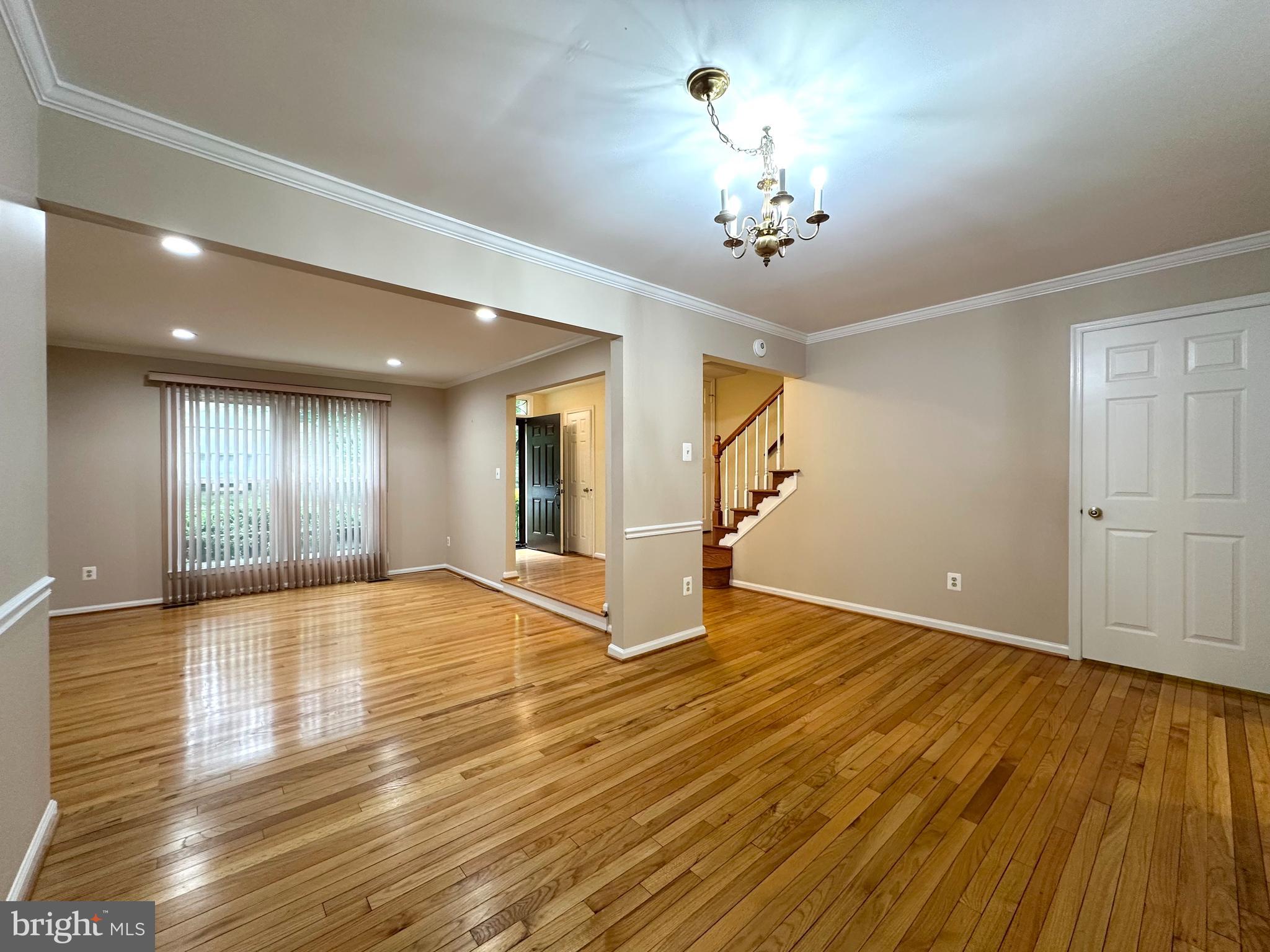 TOWNES OF WAKEFIELD - Residential Lease