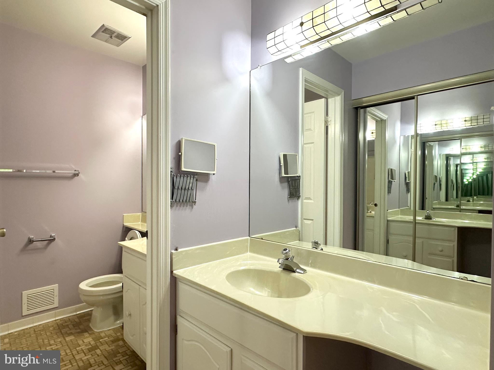 TOWNES OF WAKEFIELD - Residential Lease