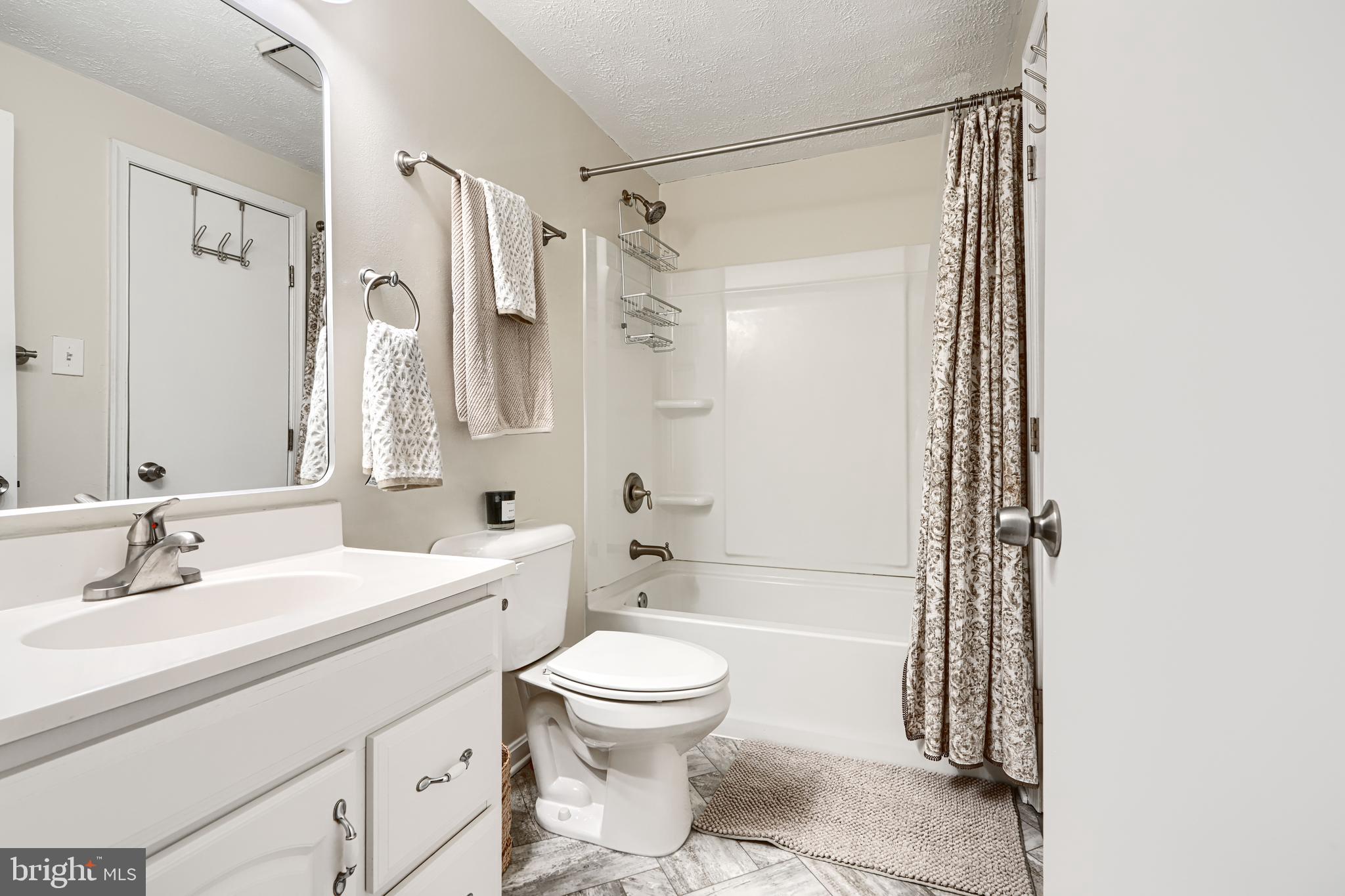 VILLAGE OF VANDERWAY - Residential