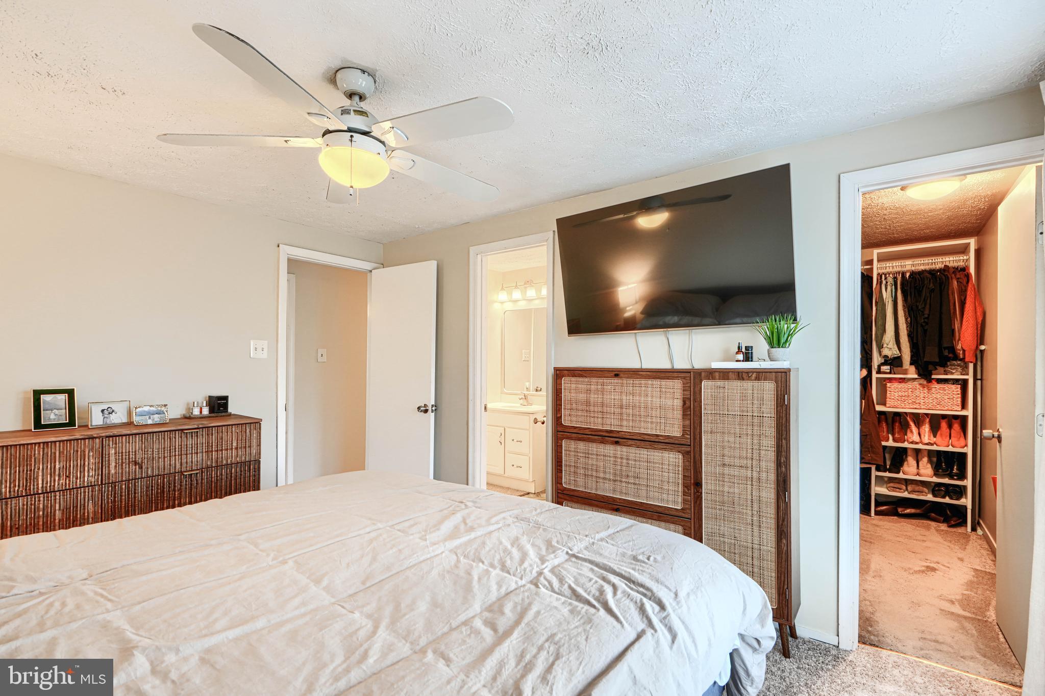 VILLAGE OF VANDERWAY - Residential