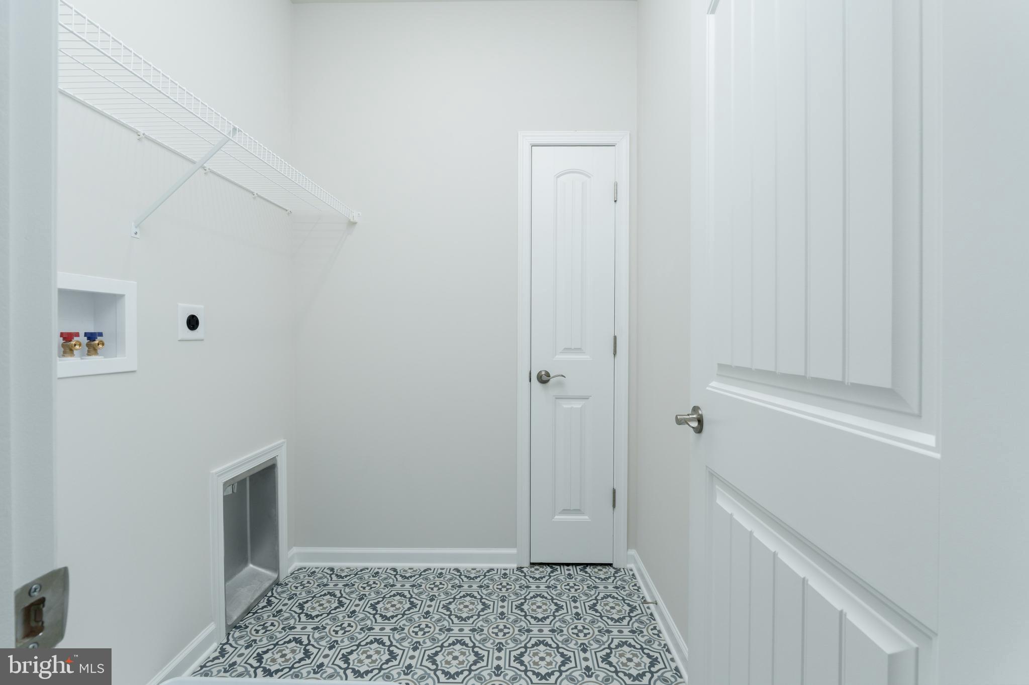 APPLEVIEW ESTATES - Residential