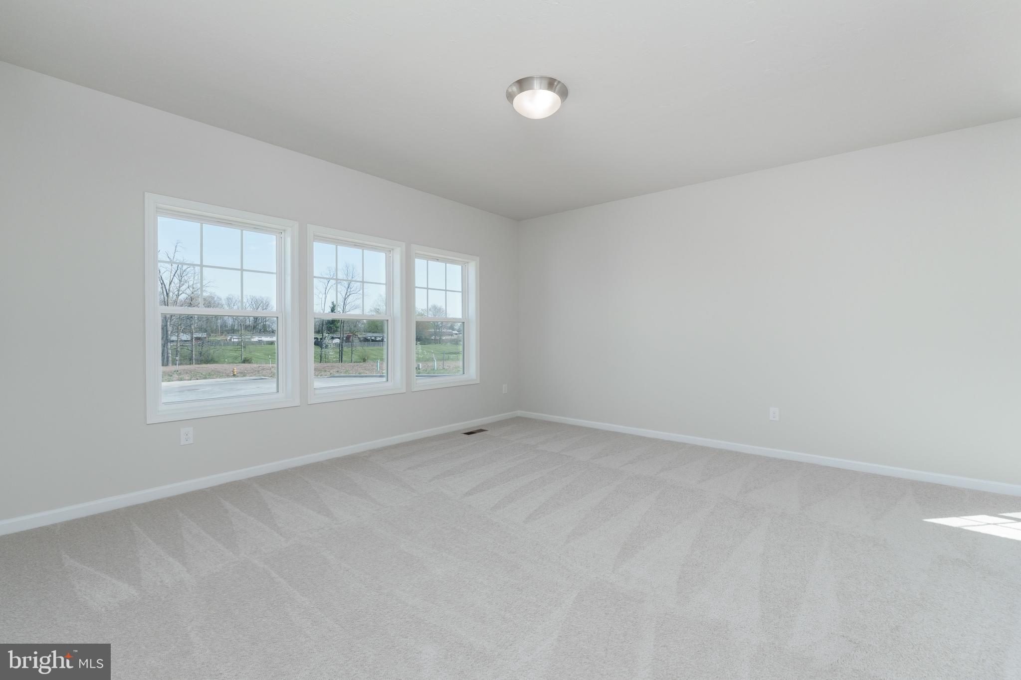 APPLEVIEW ESTATES - Residential