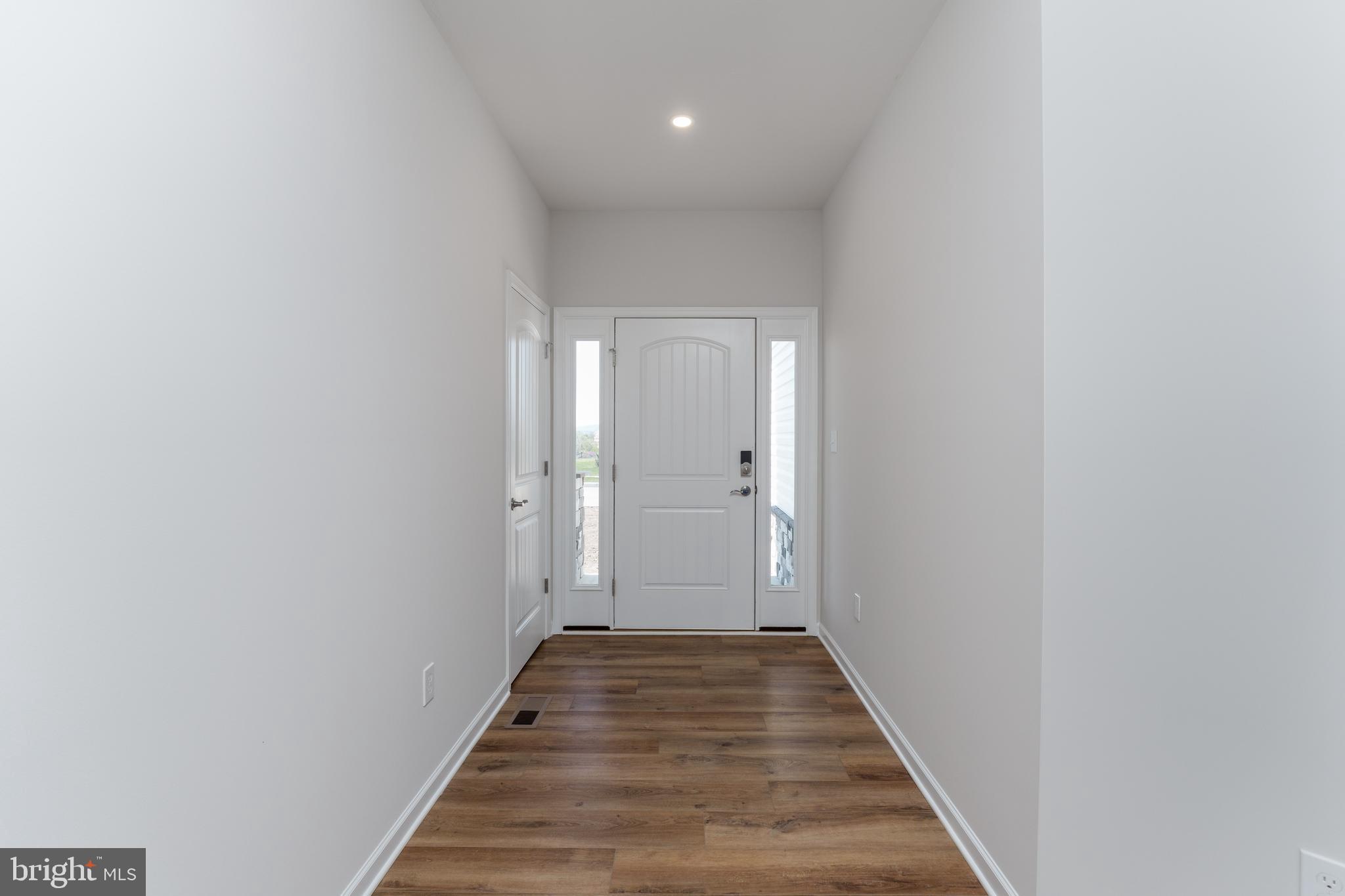 APPLEVIEW ESTATES - Residential