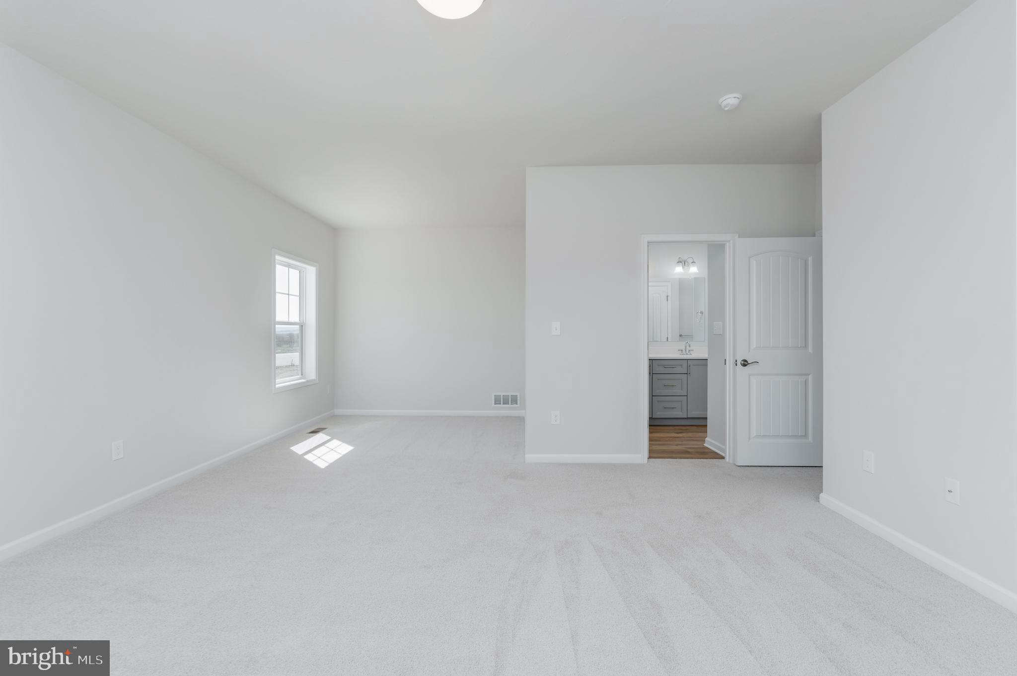 APPLEVIEW ESTATES - Residential