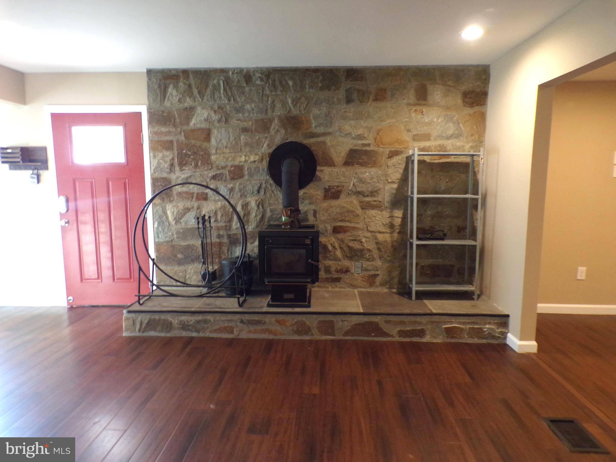 WOODLAWN TERRACE - Residential Lease