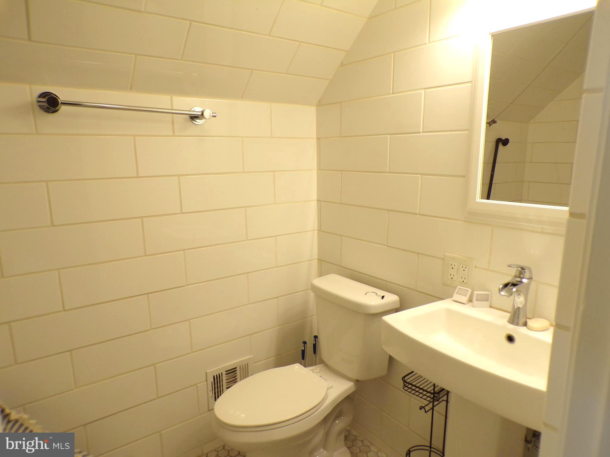 WOODLAWN TERRACE - Residential Lease