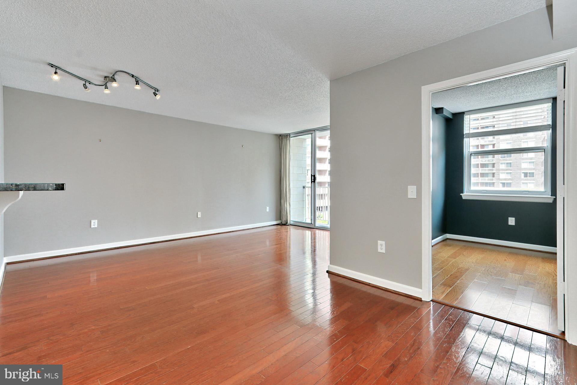 BALLSTON 880 - Residential Lease