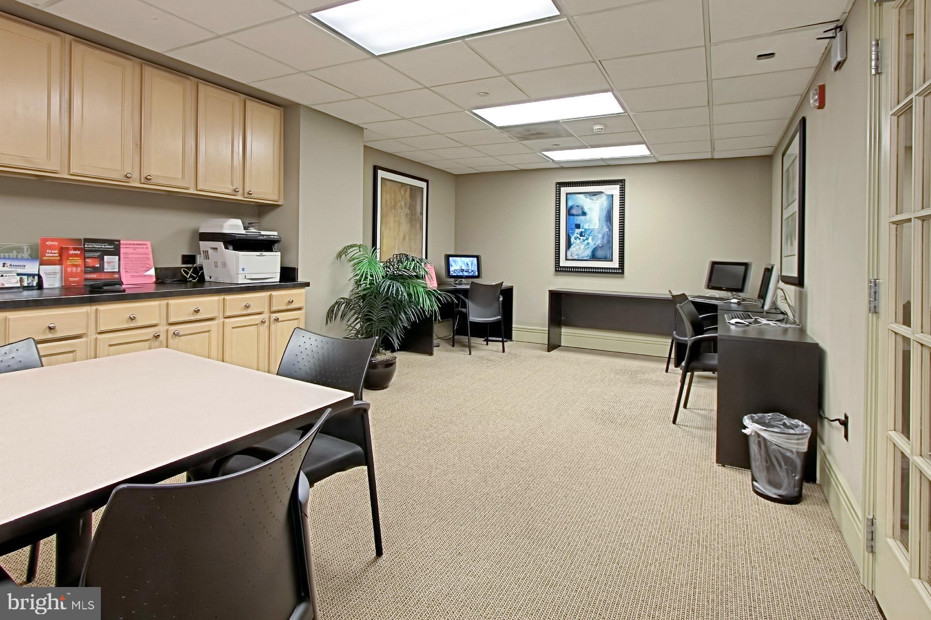 BALLSTON 880 - Residential Lease