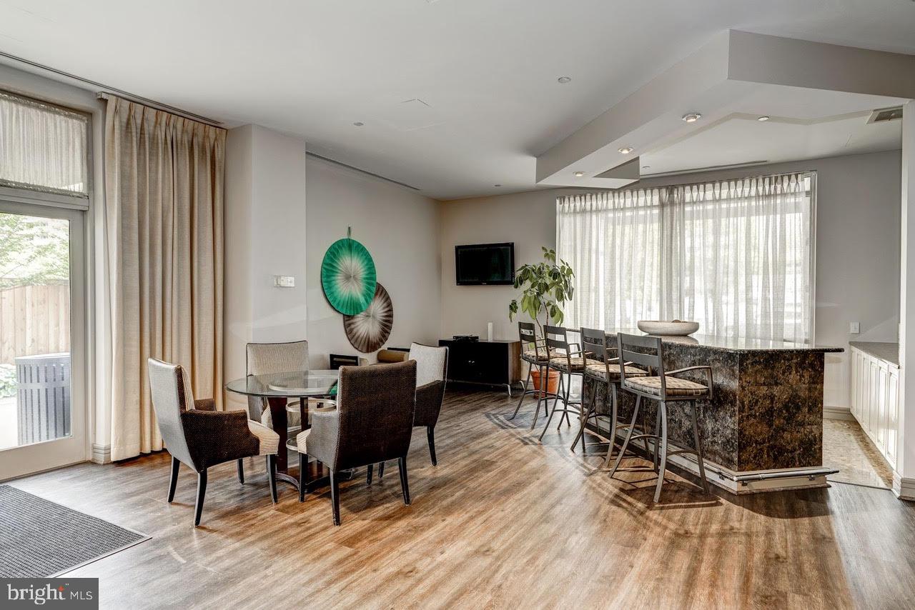 BALLSTON 880 - Residential Lease