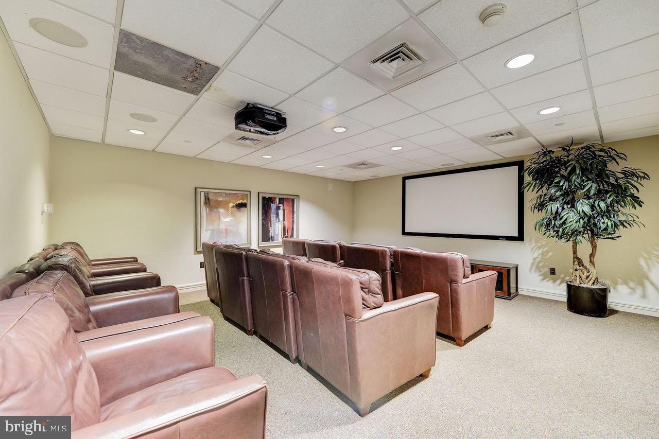 BALLSTON 880 - Residential Lease