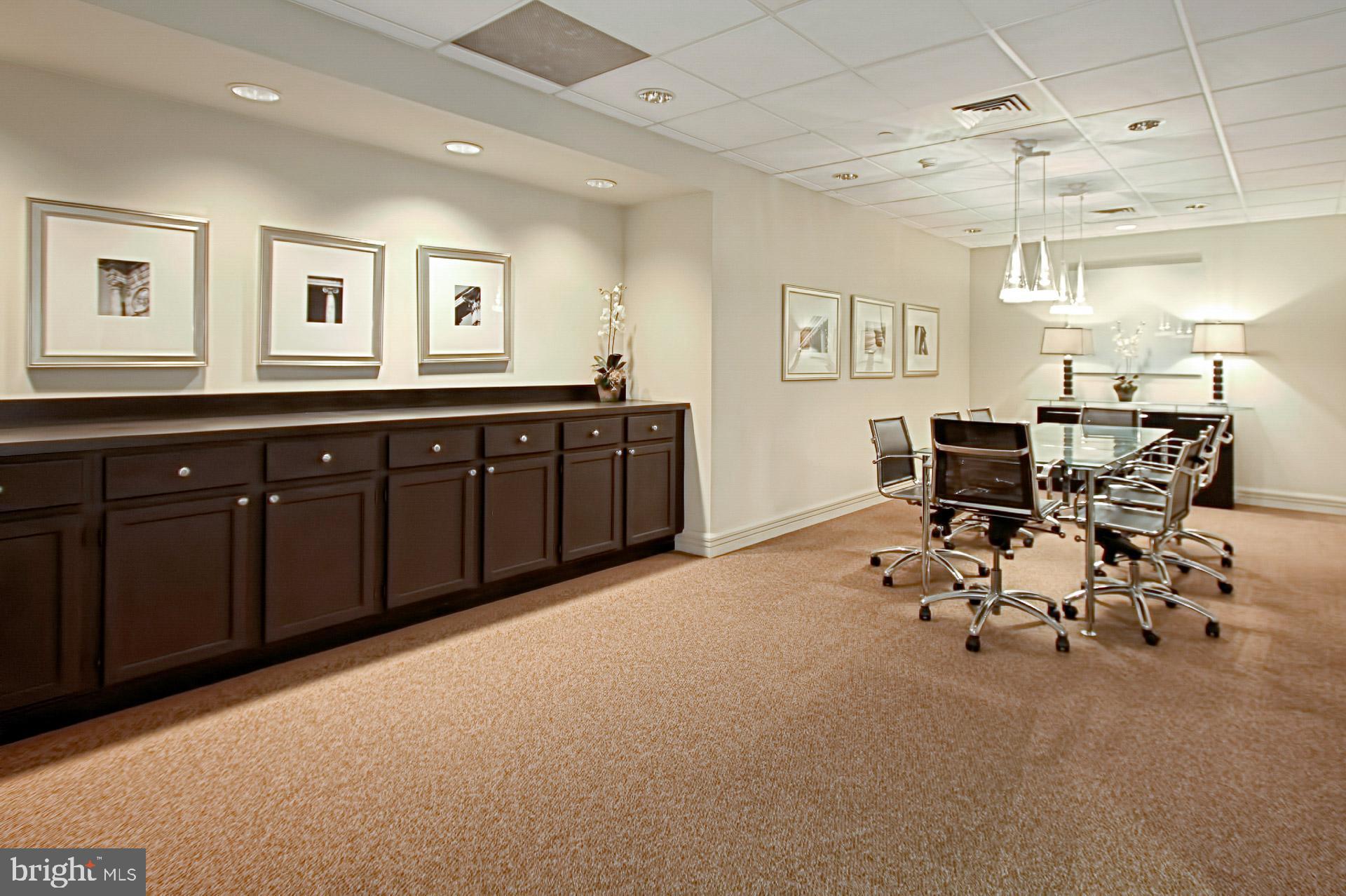 BALLSTON 880 - Residential Lease