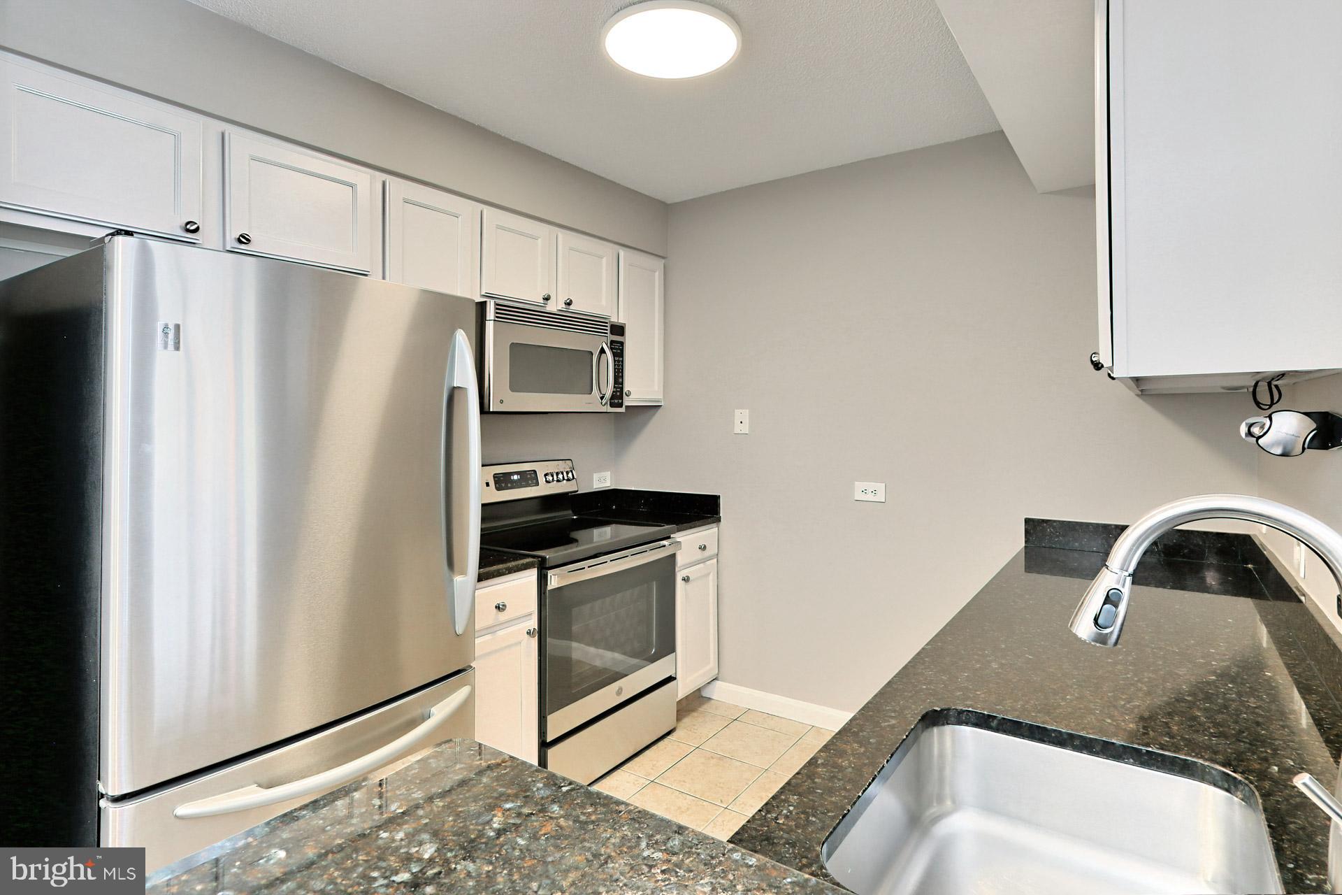 BALLSTON 880 - Residential Lease