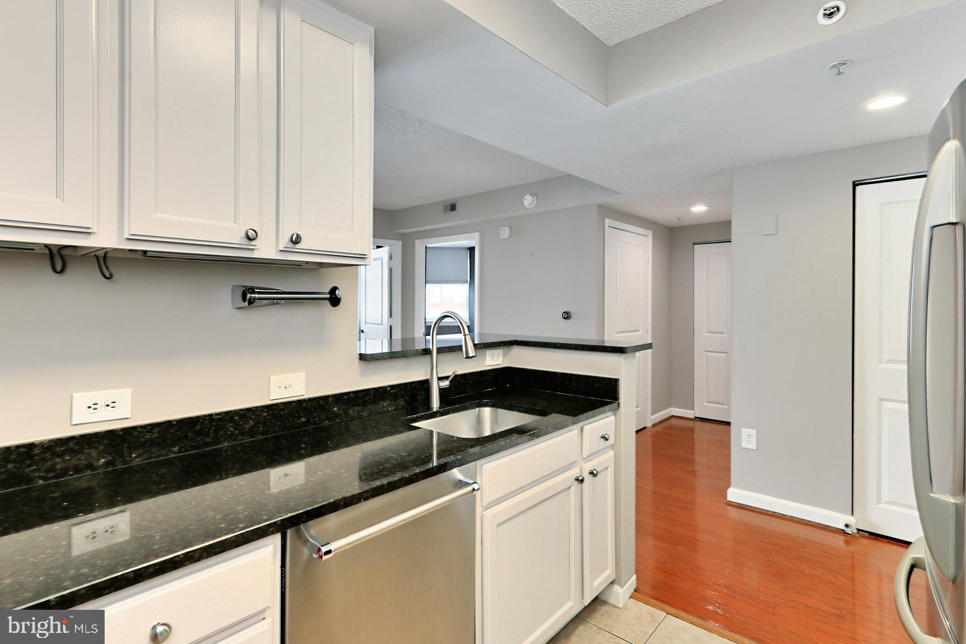 BALLSTON 880 - Residential Lease