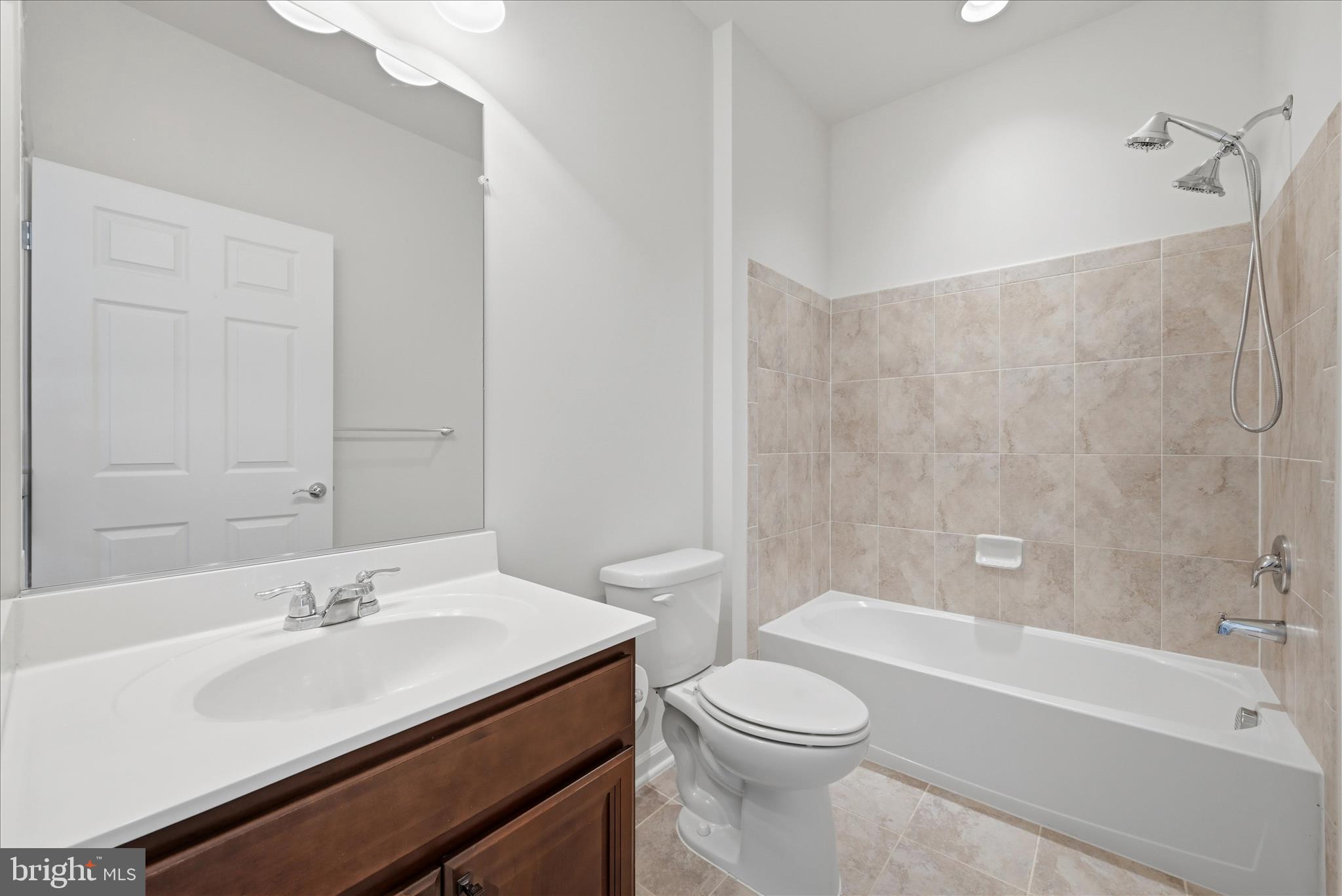 SOUTHERN HILLS - Residential