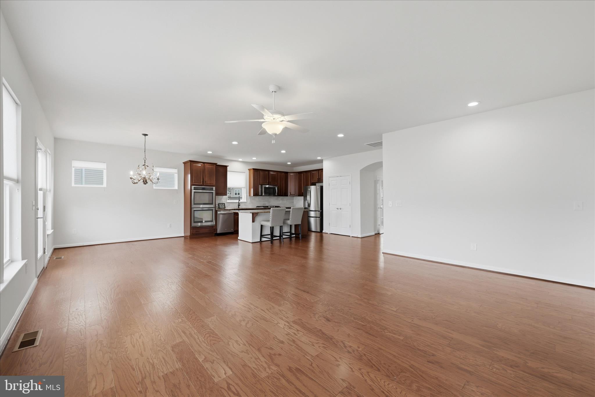 SOUTHERN HILLS - Residential