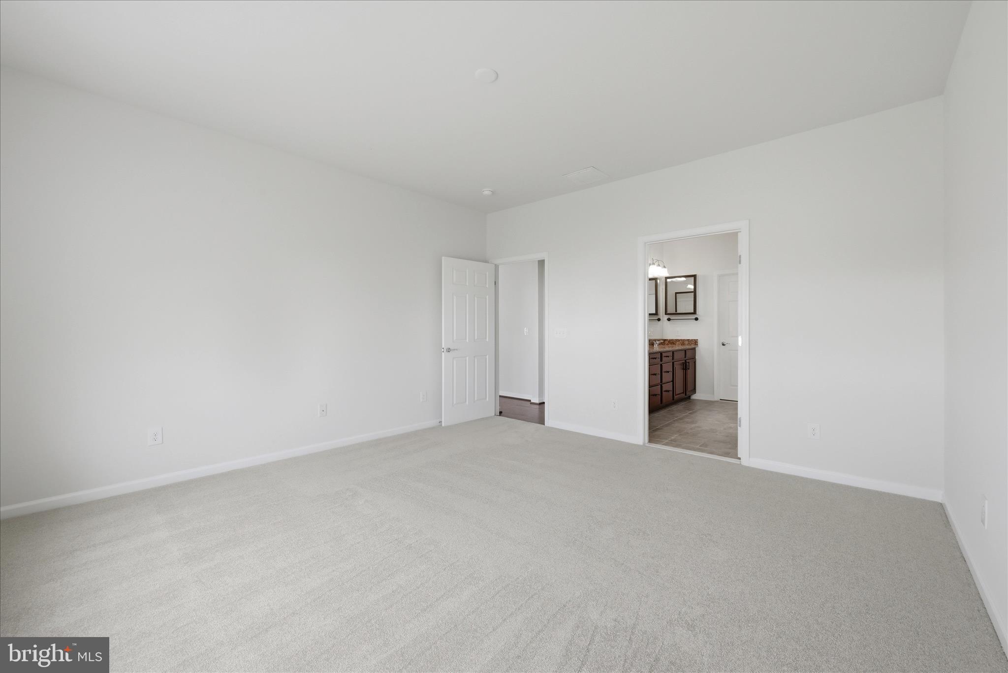 SOUTHERN HILLS - Residential