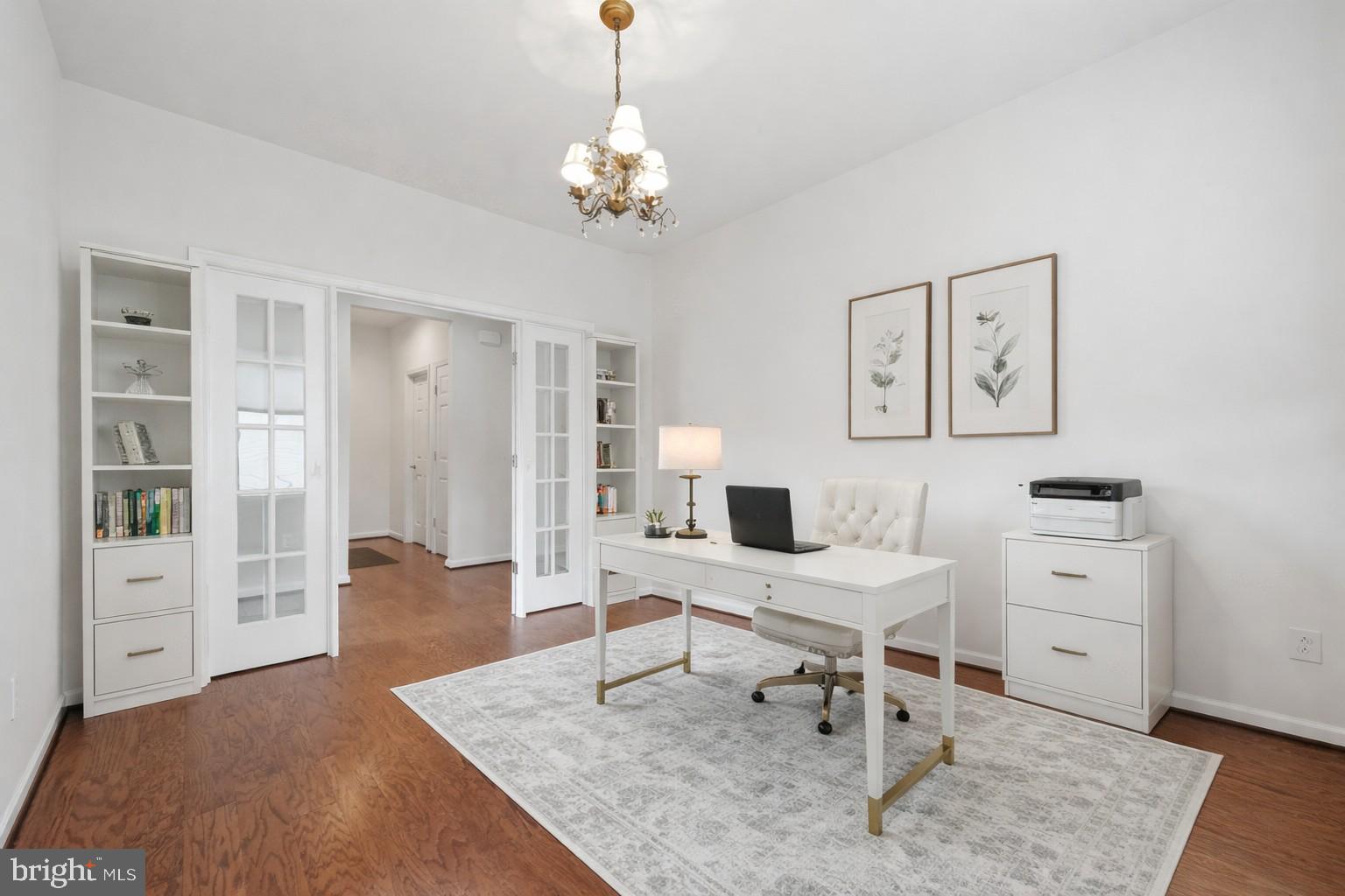 SOUTHERN HILLS - Residential