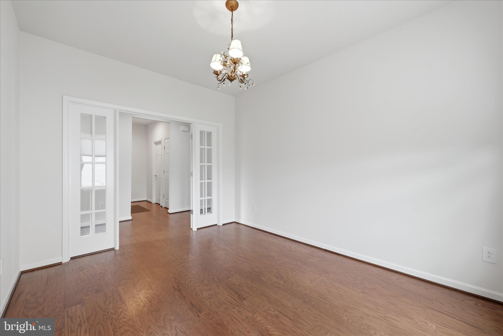 SOUTHERN HILLS - Residential