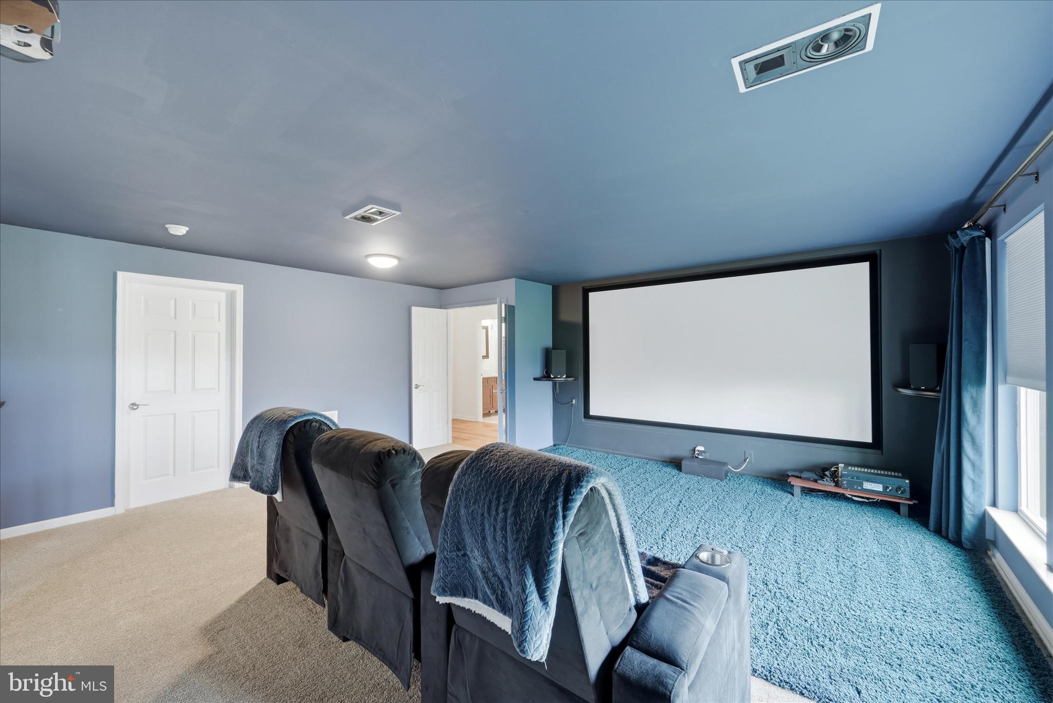 SOUTHERN HILLS - Residential