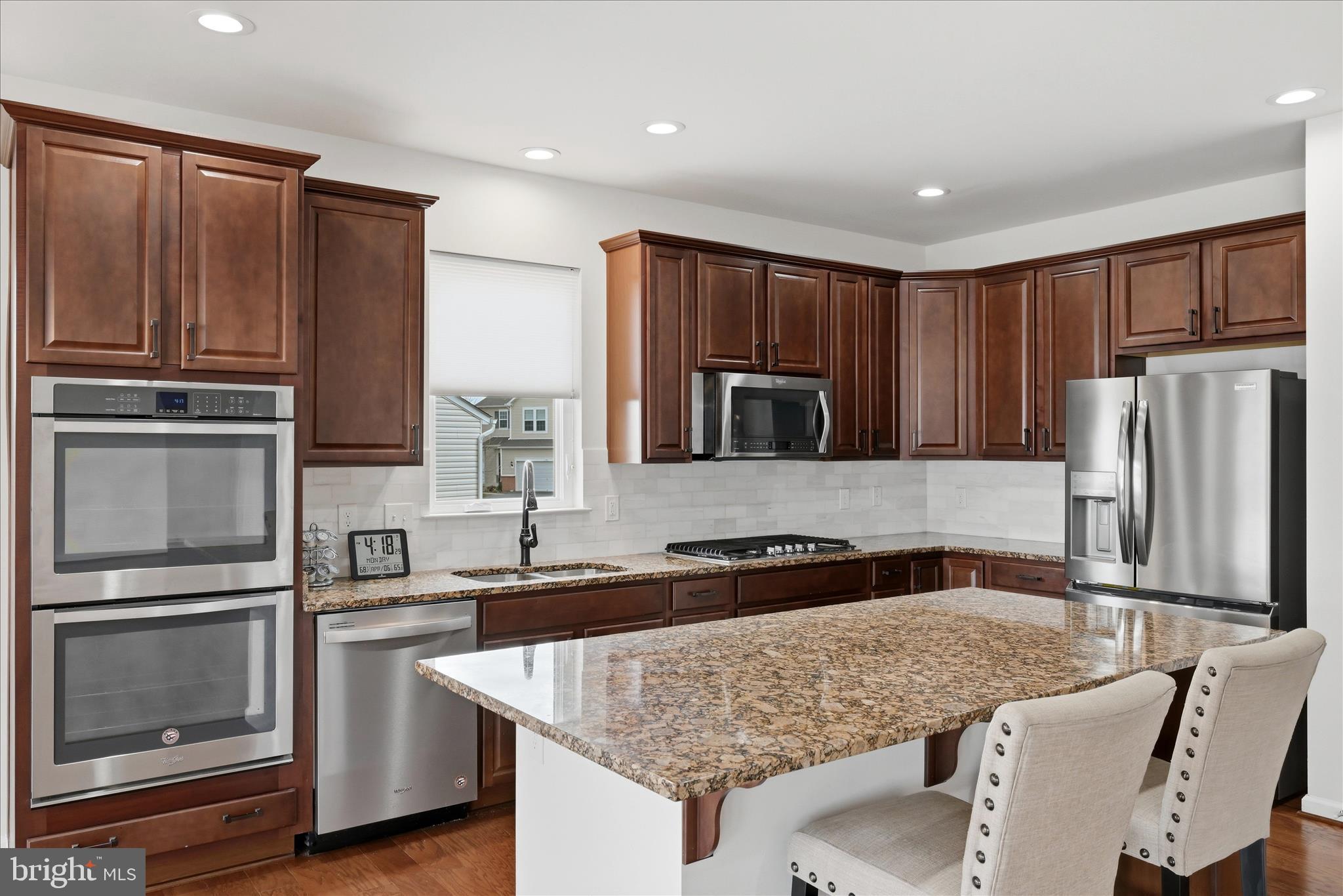 SOUTHERN HILLS - Residential