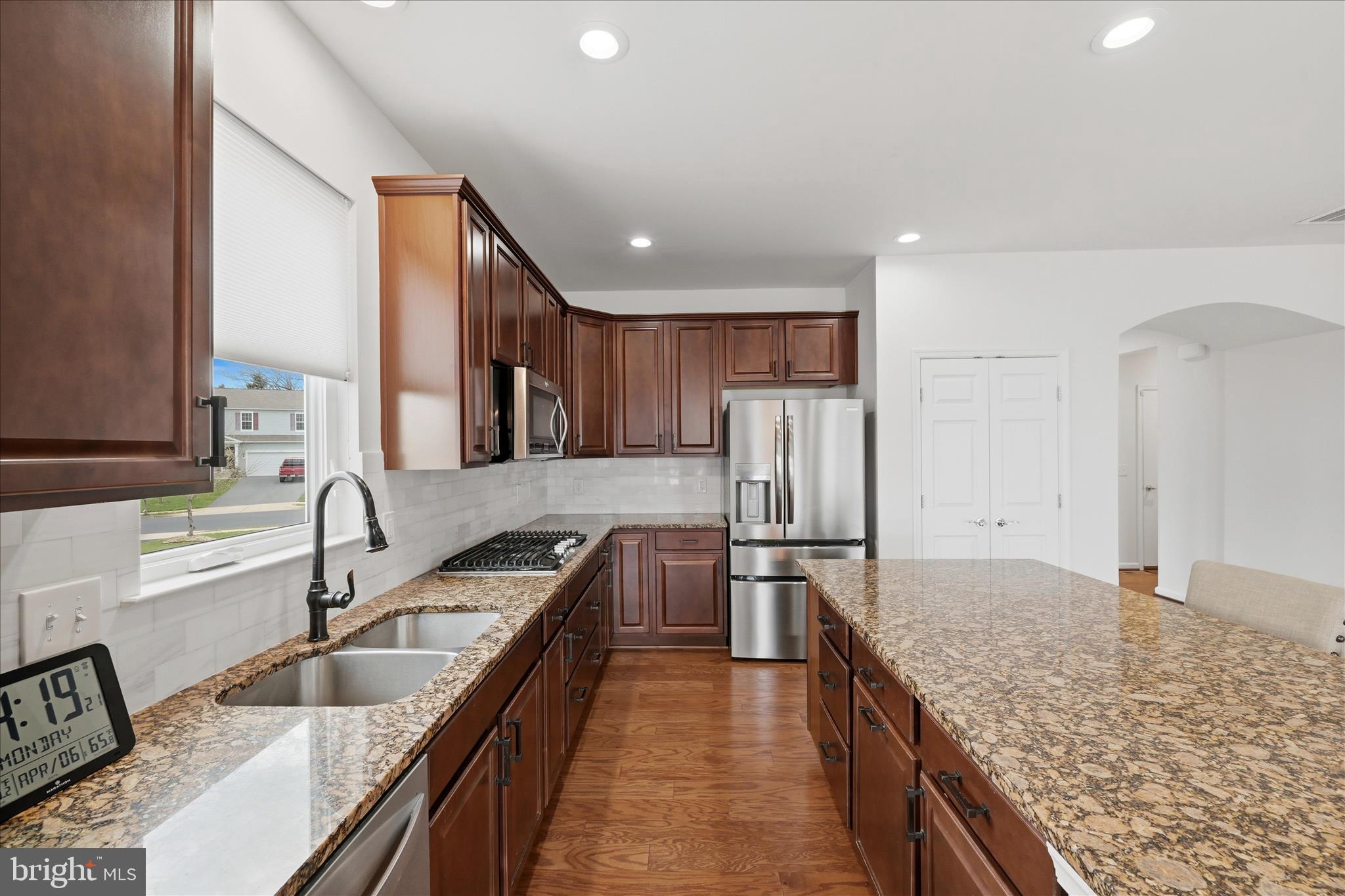 SOUTHERN HILLS - Residential