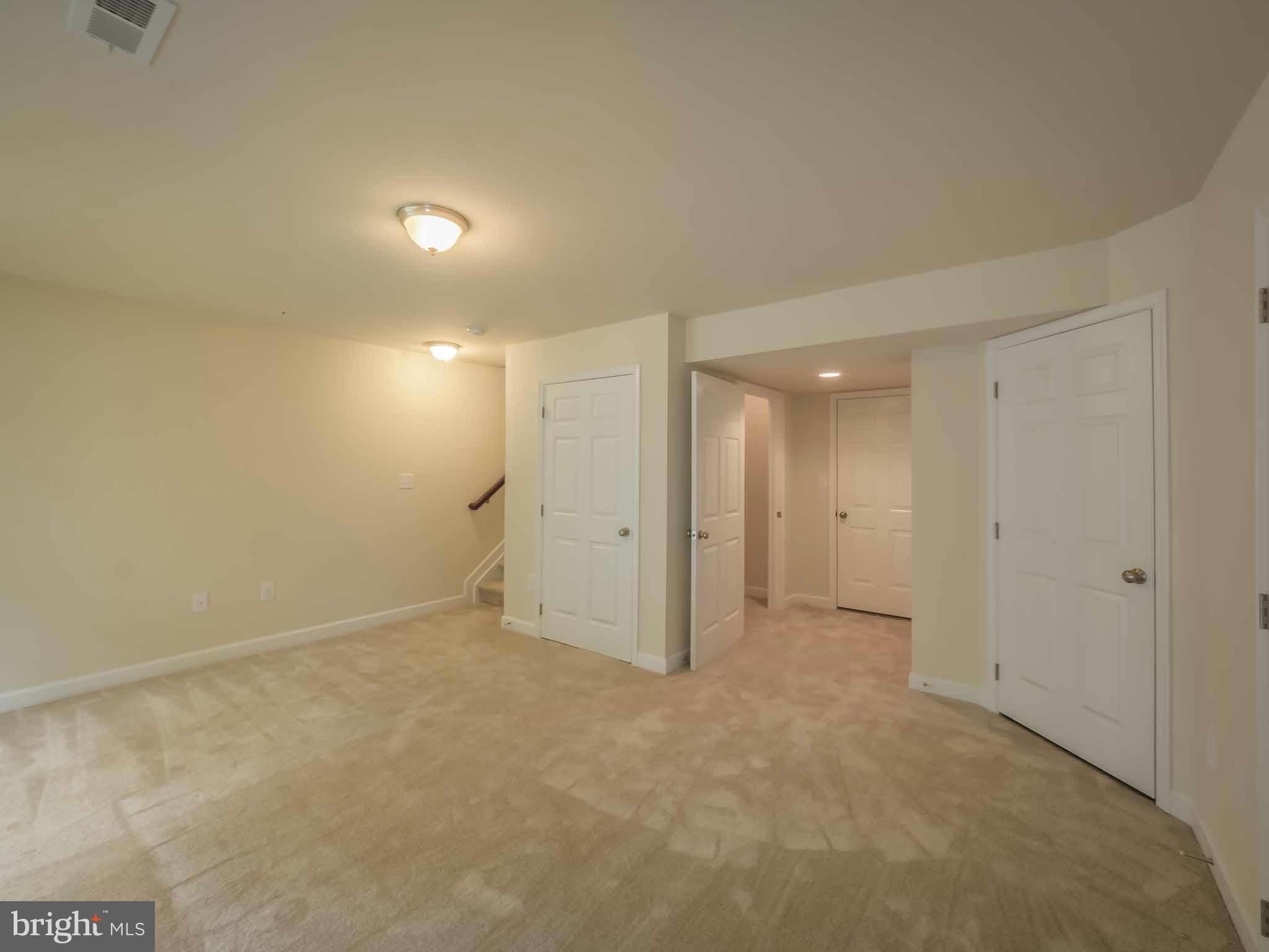 OAK TREE LANDING - Residential