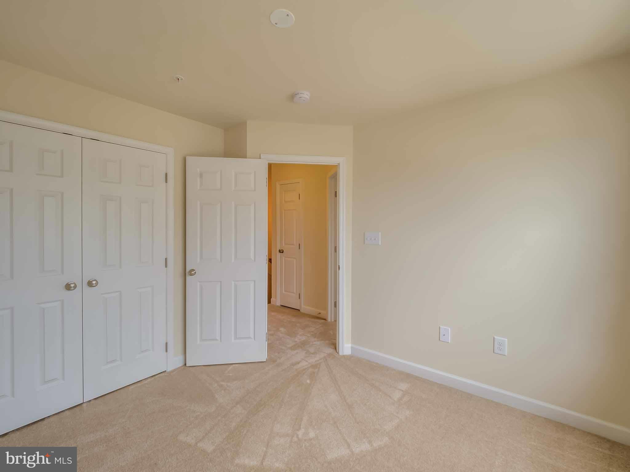 OAK TREE LANDING - Residential