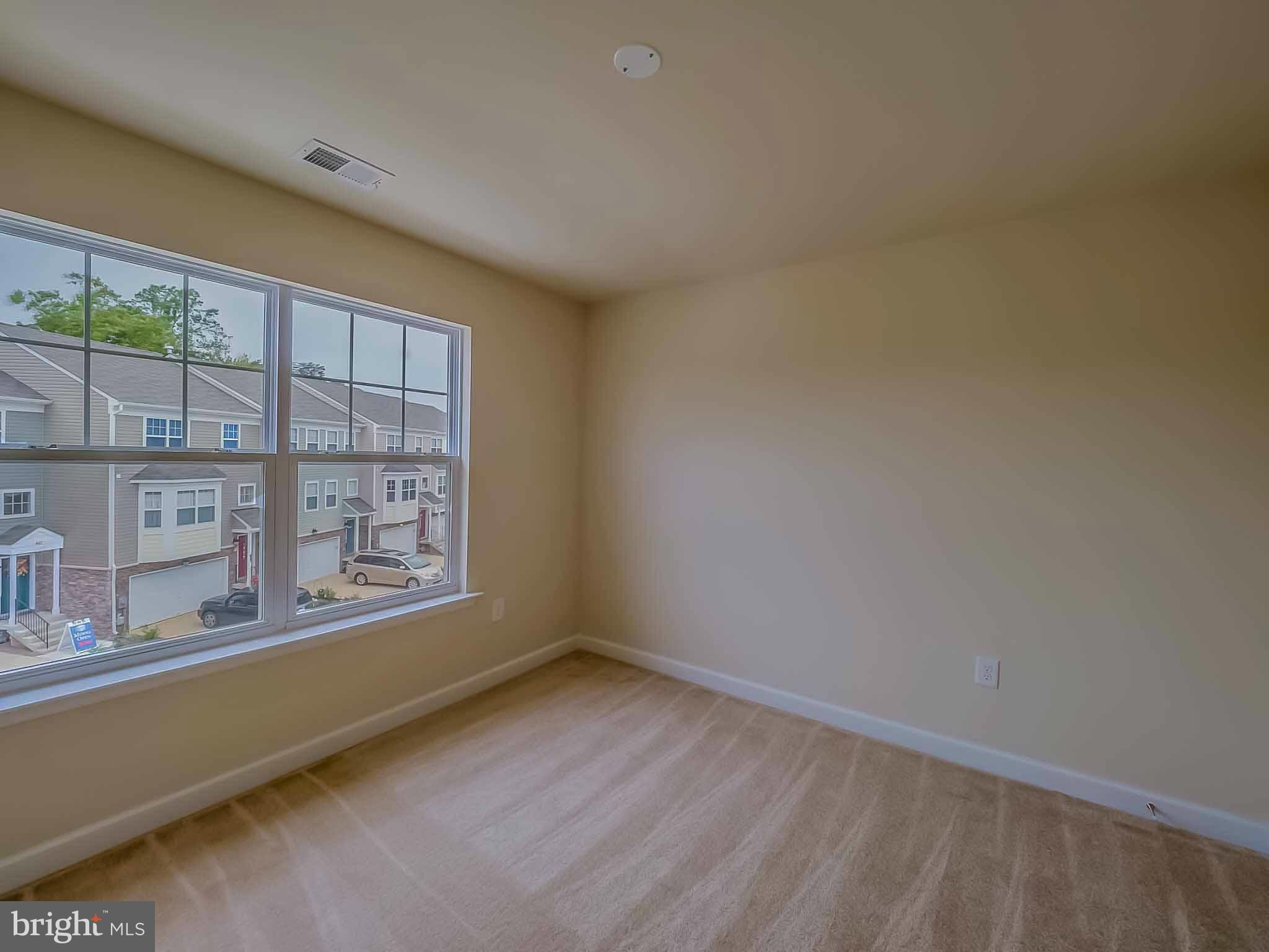 OAK TREE LANDING - Residential