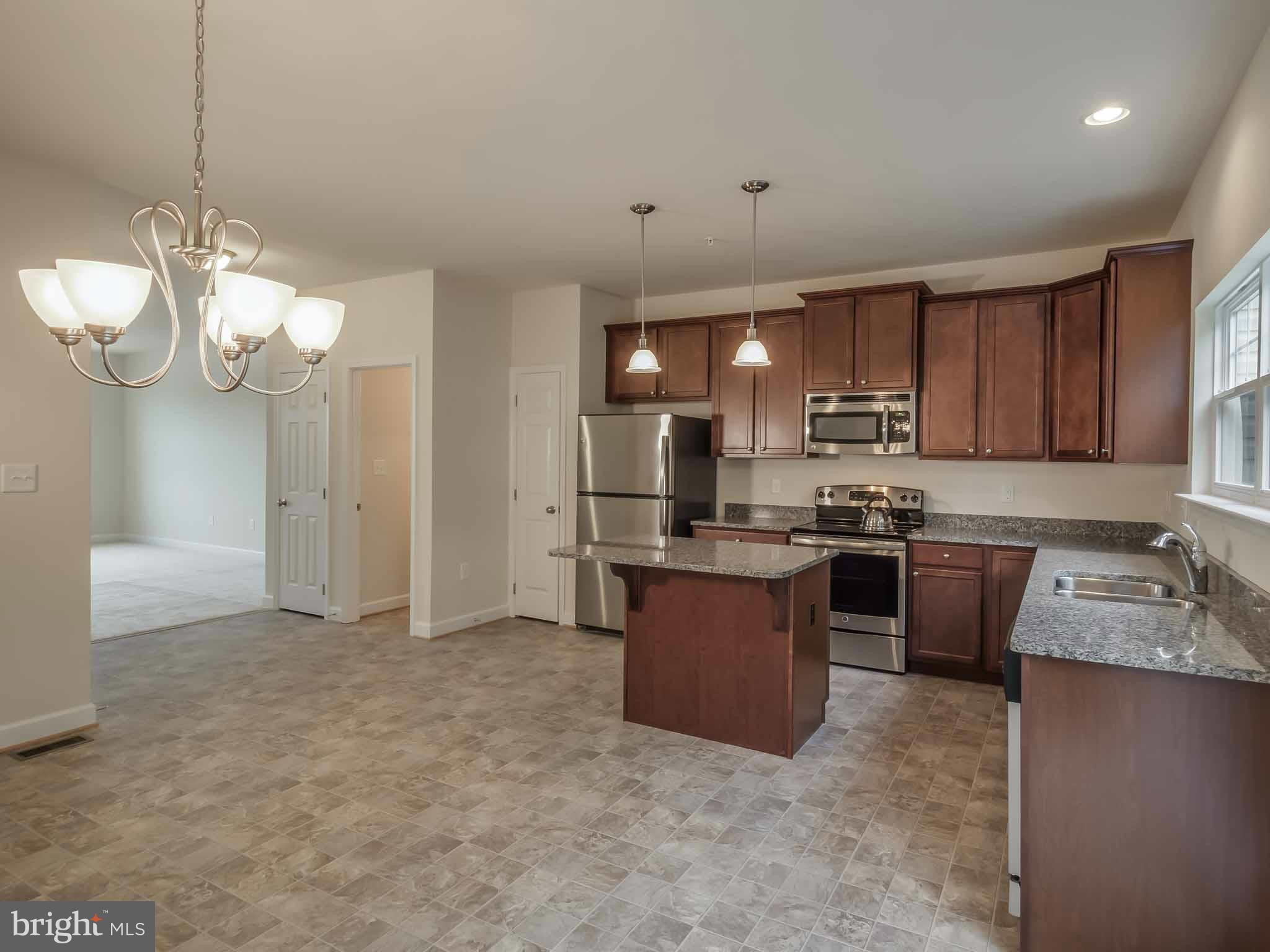 OAK TREE LANDING - Residential