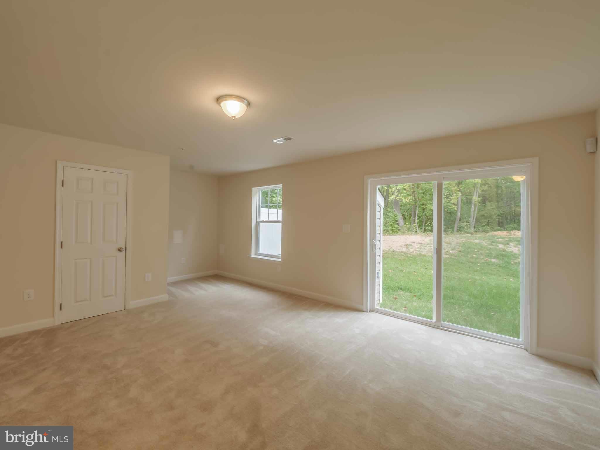 OAK TREE LANDING - Residential