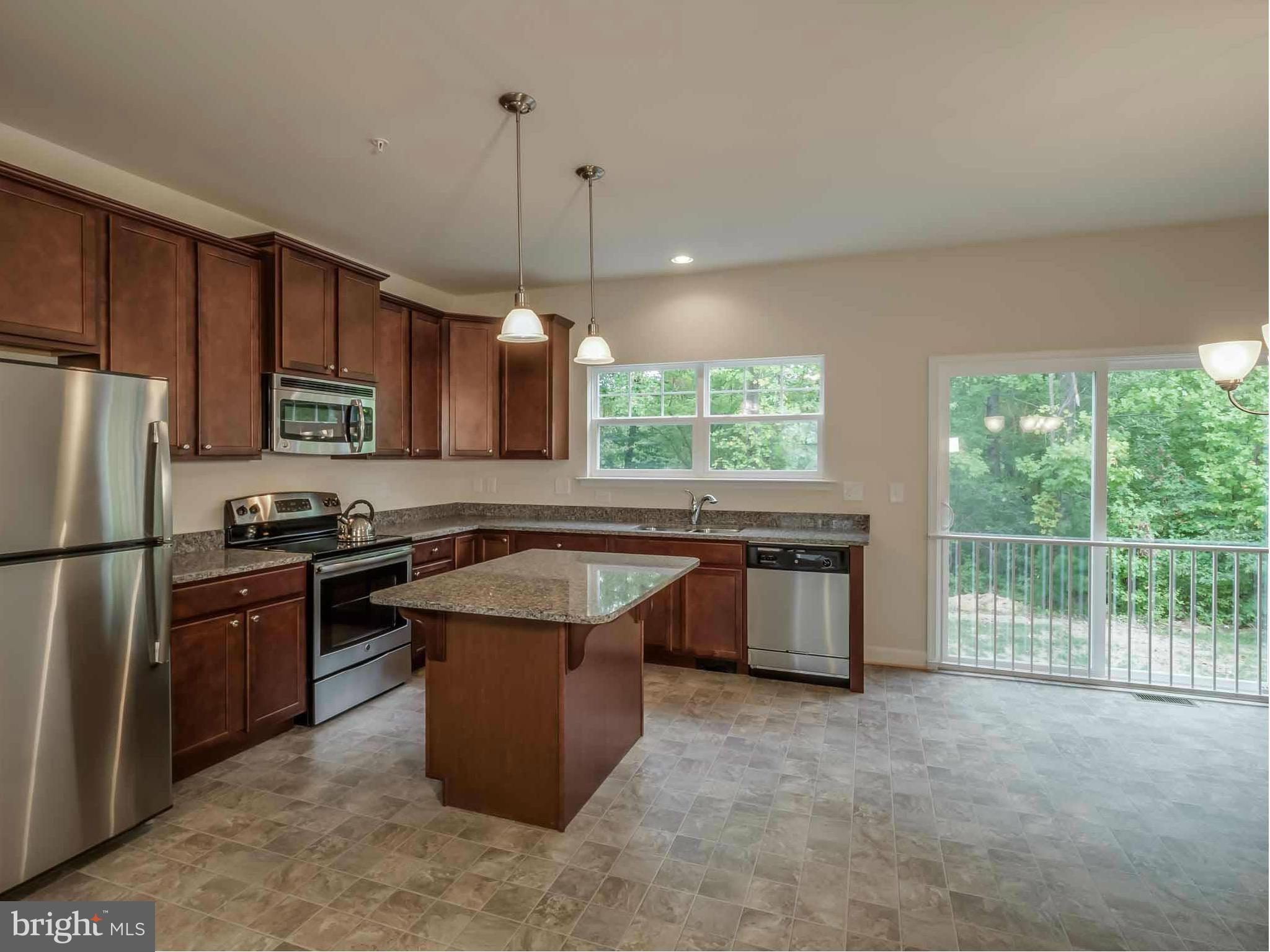 OAK TREE LANDING - Residential