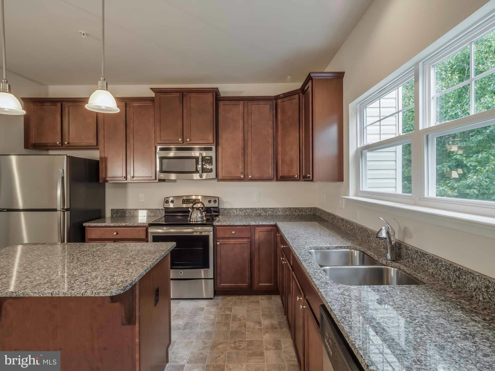 OAK TREE LANDING - Residential