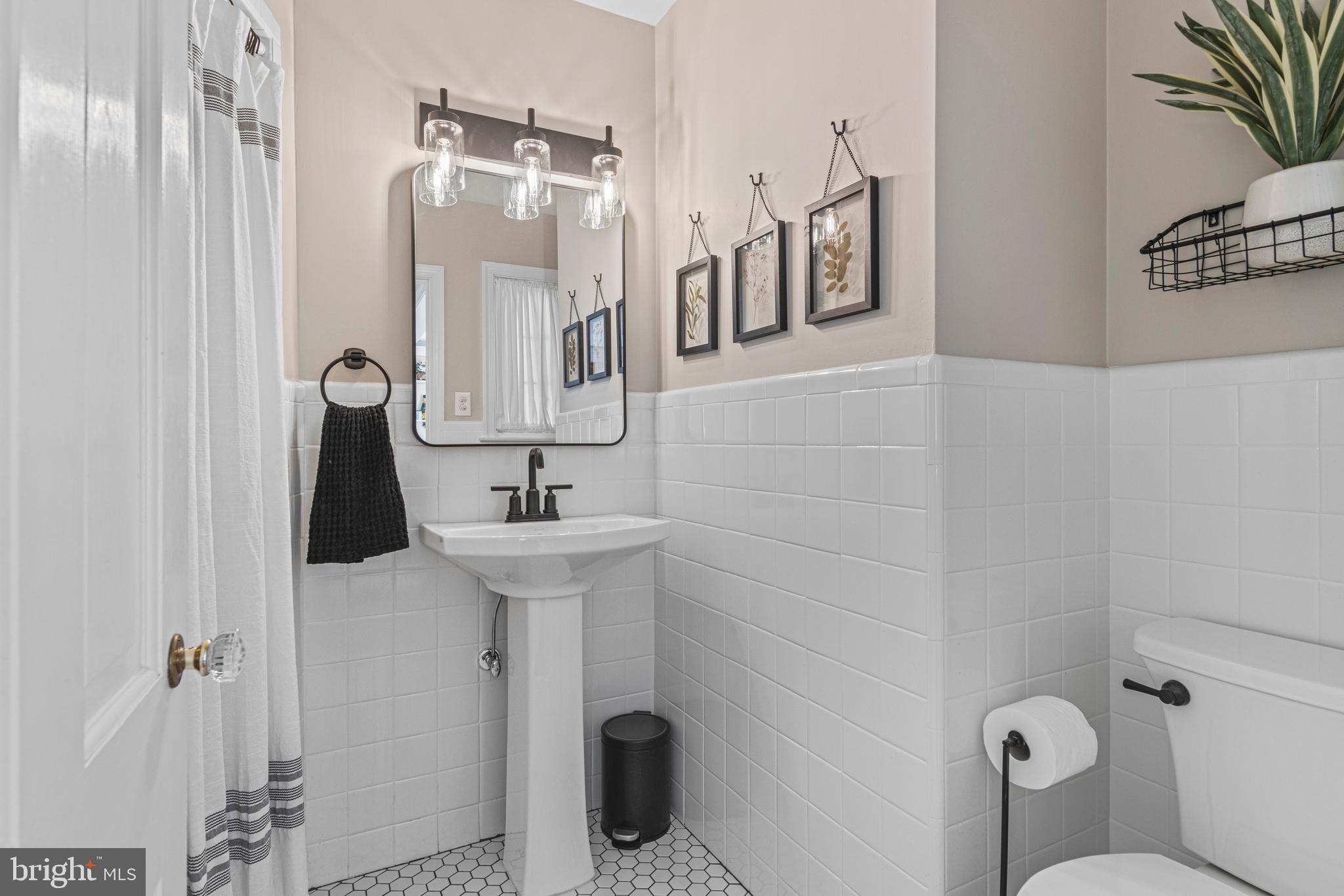 DUNN HILL - Residential