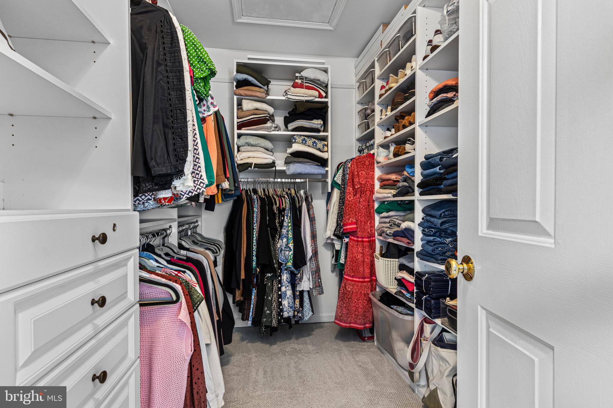 DUNN HILL - Residential