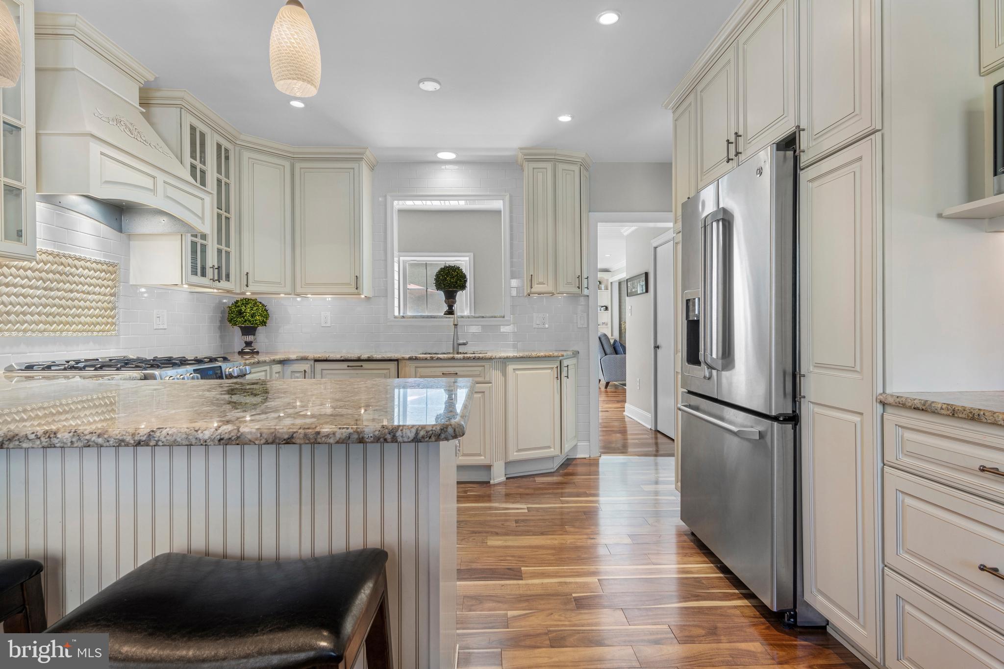 DUNN HILL - Residential