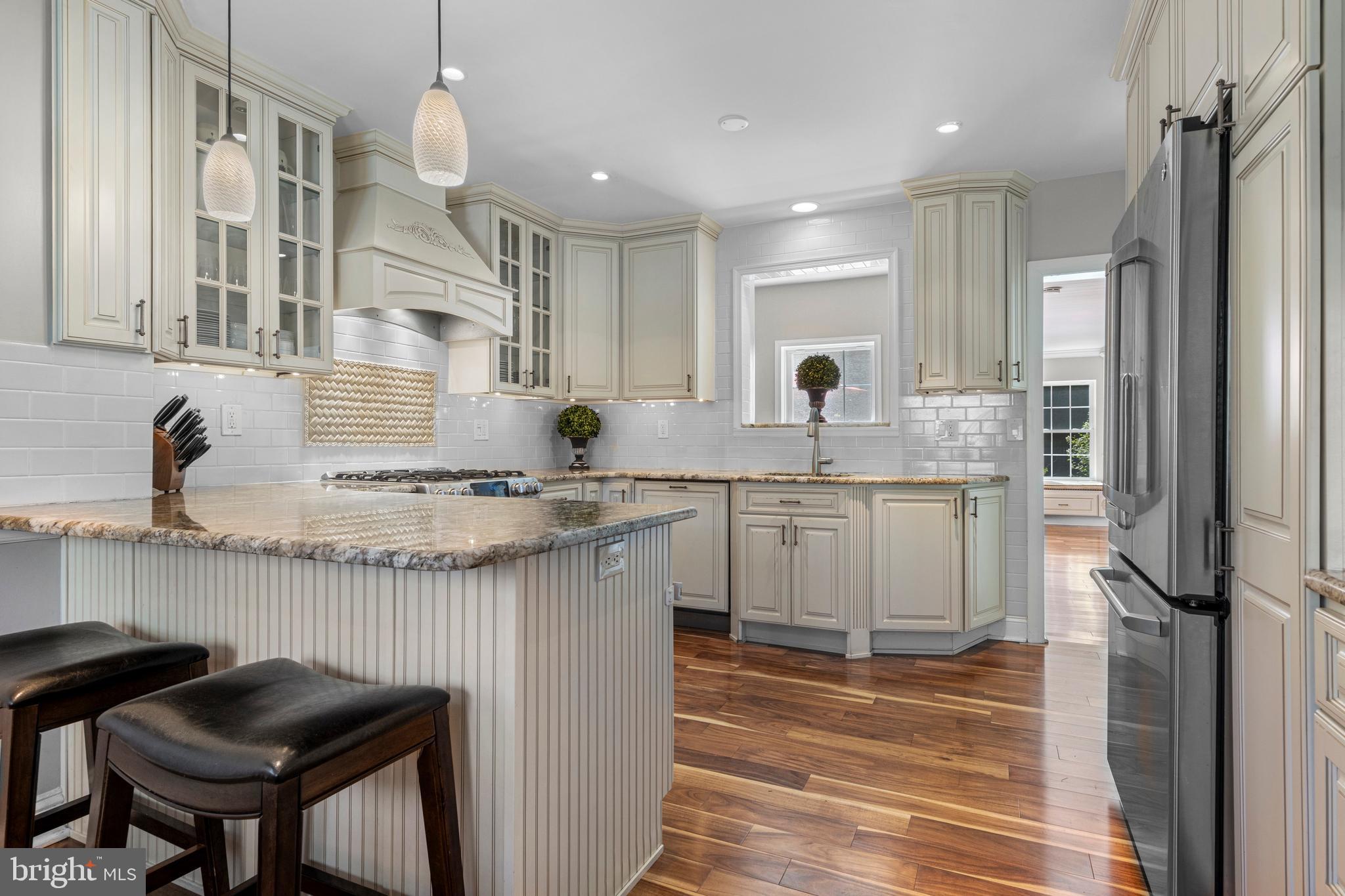 DUNN HILL - Residential